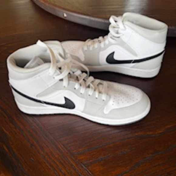 Nike Air Mid Top, Size 9.5US, gray, white, black - Picture 2 of 4
